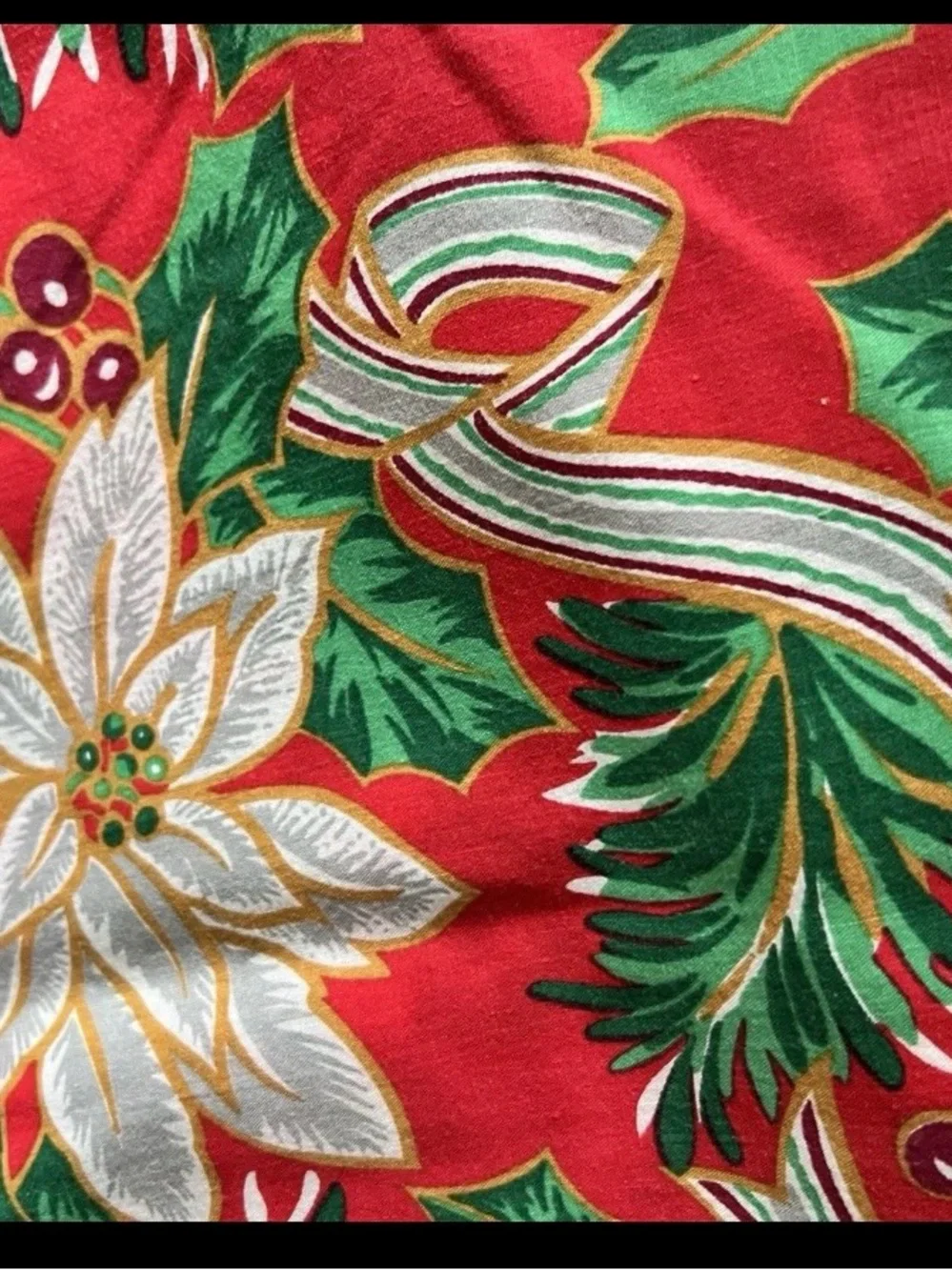 Vintage Christmas Tablecloth 86x58 Red Poinsettia Holly Ribbon Cotton Blend